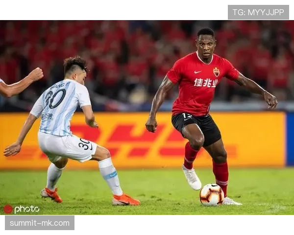 马里锋线闪耀助球队状态回暖，表现引人关注