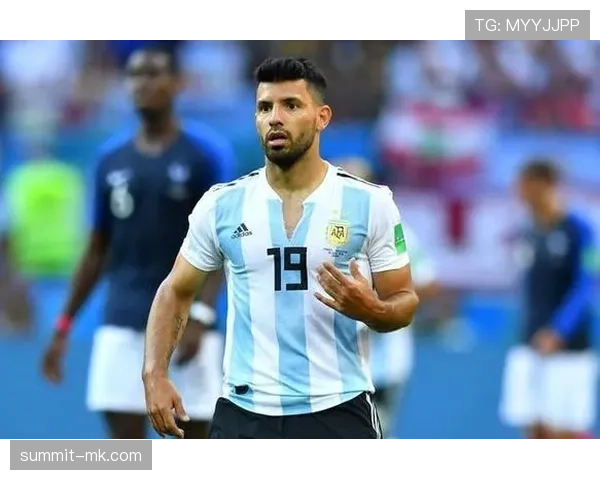 阿圭罗退役转型幕后，开启足球新生涯迎接全新挑战