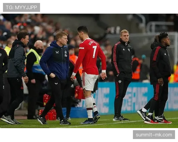 金玟哉 vs 德利赫特：对抗强度与出球能力的分野分析